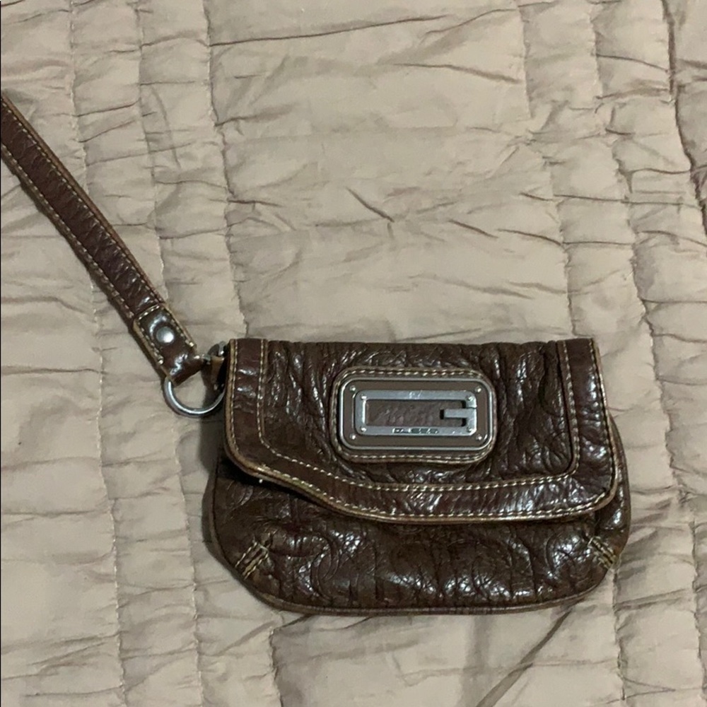 Guess wristlet